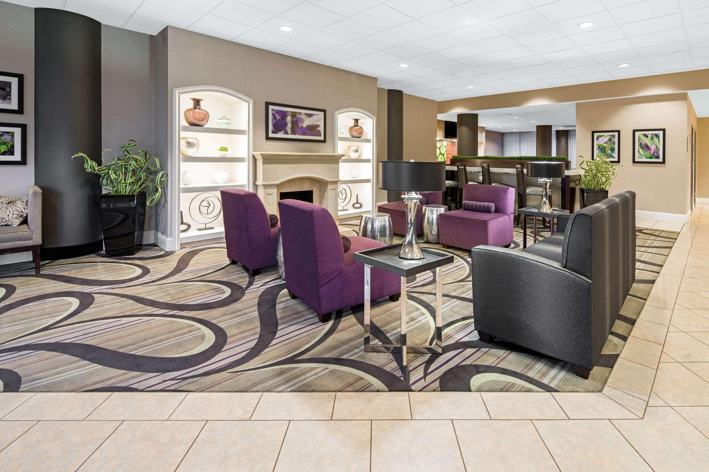 Отель La Quinta By Wyndham Buena Park La Palma Экстерьер фото